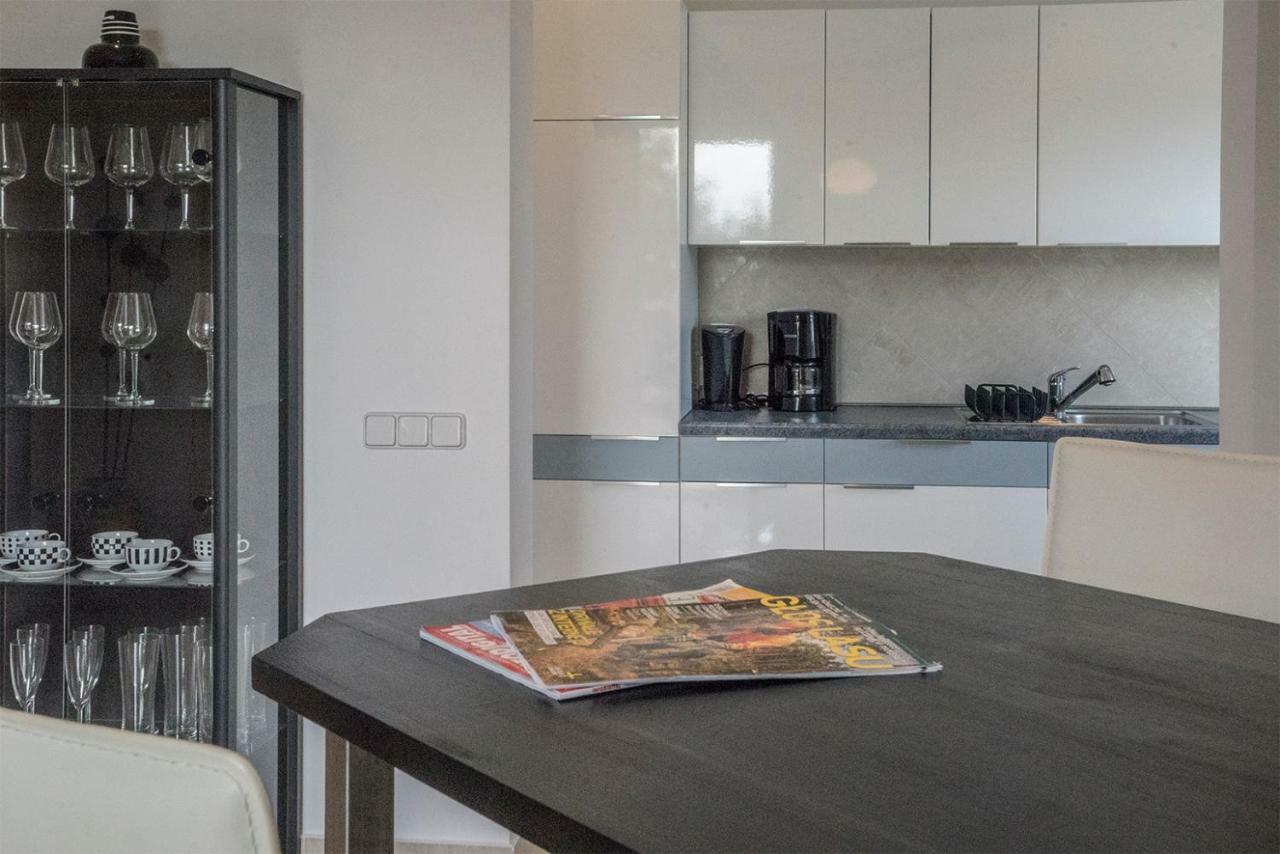 Apartment Annabela Banjol Eksteriør bilde